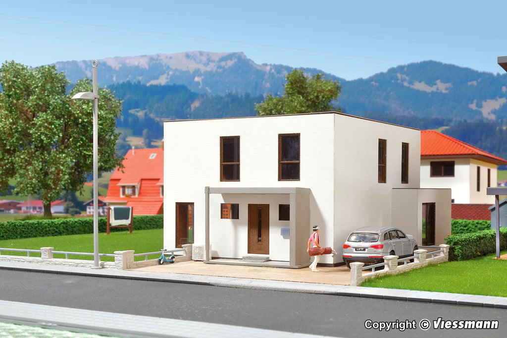 KIBRI 38339 H0 Kubushaus Lina mit Terrasse - Polyplate Bausatz