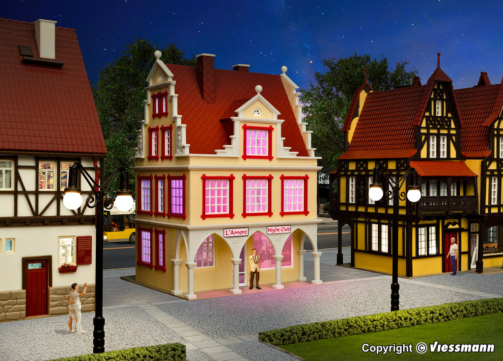 VOLLMER 43871 H0 Nachtclub „L‘Amore“ mit LED-Beleuchtung